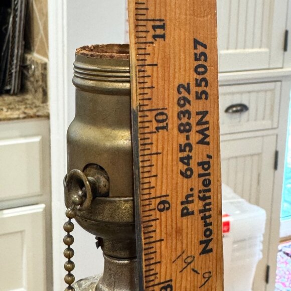 Crystal Door Knob Ashtray Brass Table Lamp Vintage Pull Chain 10.5” Cottagecore - Picture 4 of 16